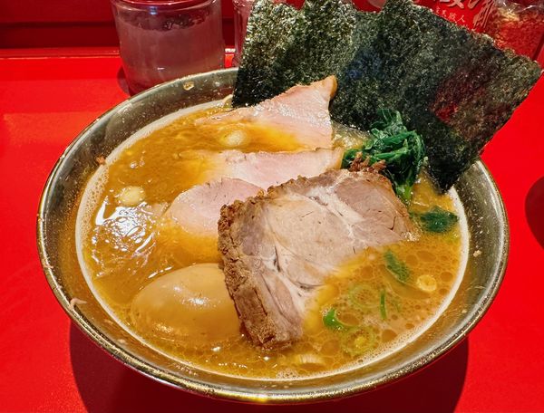 「チャーシューメン+味玉+特上チャーシュー」@厚木家の写真