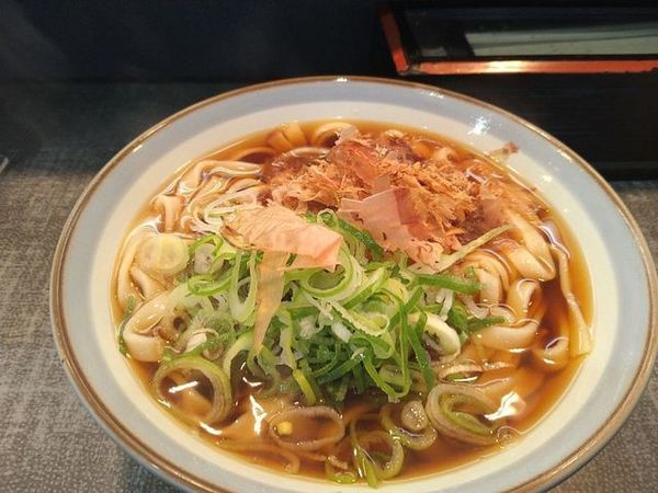 「きしめん」@名代きしめん 住よし JR名古屋駅・新幹線上りホーム店の写真