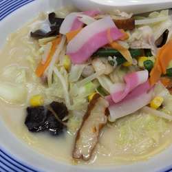 長崎ちゃんぽん690円