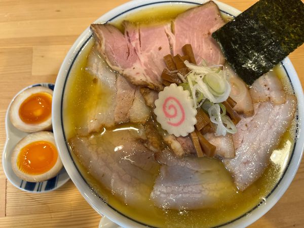 「味玉チャーシュー麺」@there is ramenの写真