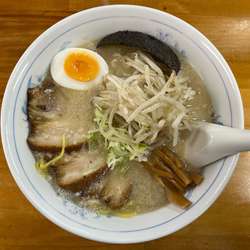 とんこつ塩＋チャーシュー