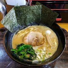 横浜家系ラーメン翔 湯河原店の画像
