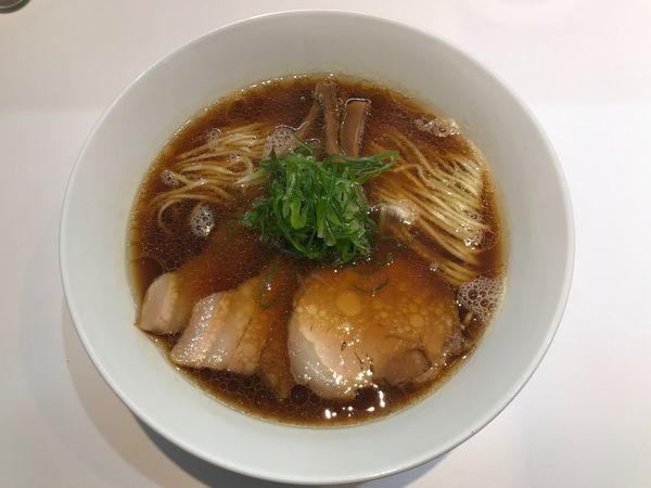 「醤油ラーメン　1030円」@上方レインボーの写真