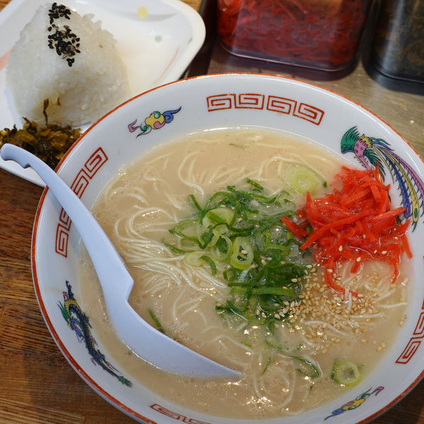 「朝ラーセット 480円」@まるうまラーメン ぷらっと博多No.1の写真