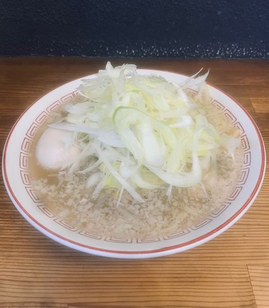 「ネギ塩ラーメン（背脂・固め￥1050）他」@喜多方食堂 浅草本店の写真
