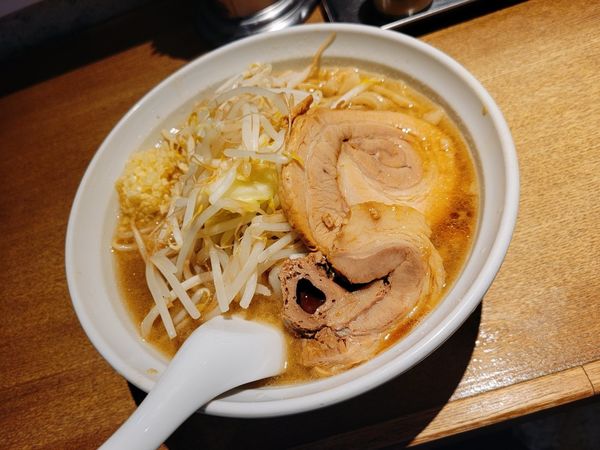 「【1日限定】豚八」@Dragon Noodle's ドラゴンラーメンの写真