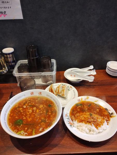 「Bセット（スタミナラーメン+餃子3個+半スタ）1000円」@娘娘 浦和仲町店の写真