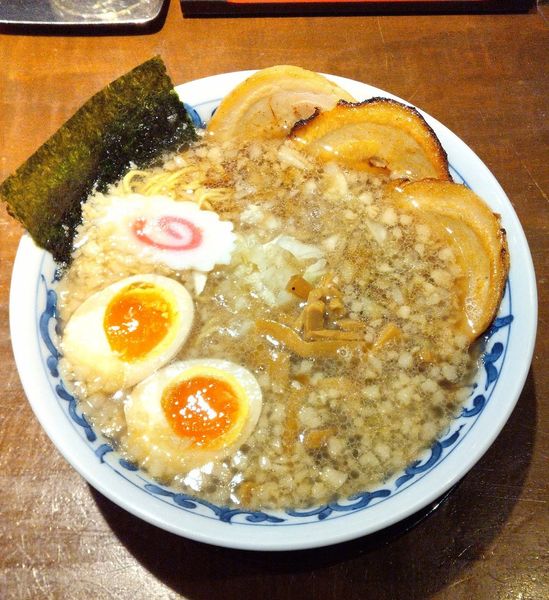 「こってり寛虎ラーメン 750円＋贅沢のせ 270円」@寛虎の写真