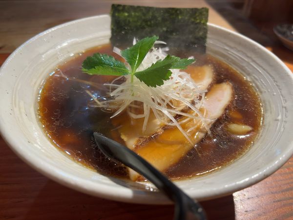 「醤油(手打ち)」@純手打ち 麺と未来の写真