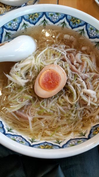 「ネギラーメン」@中国ラーメン 揚州商人 市川二俣店の写真