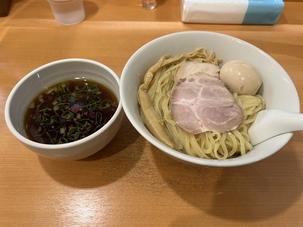 「味玉つけ麺(大盛り)」@らぁ麺 はやし田 池袋店の写真