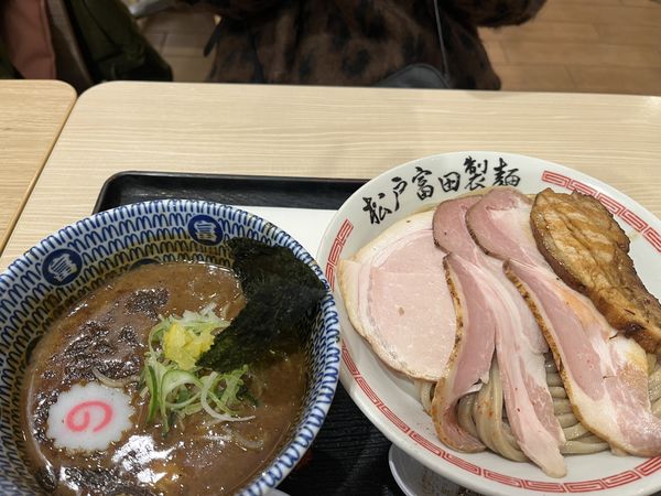 「つけそば+チャーシュー増し」@松戸富田製麺 三井アウトレットパーク木更津店の写真