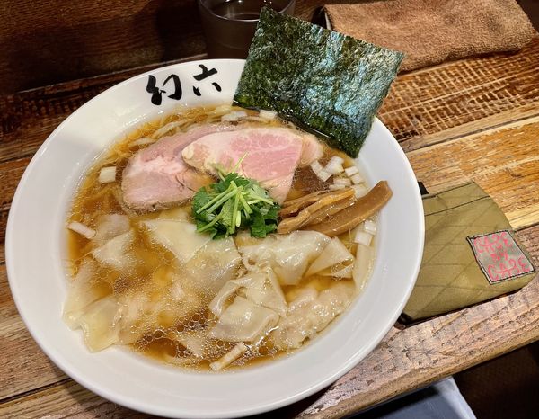 「ワンタン醤油そば」@中華そば 幻六の写真