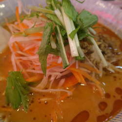 冷やし担々麺 850円