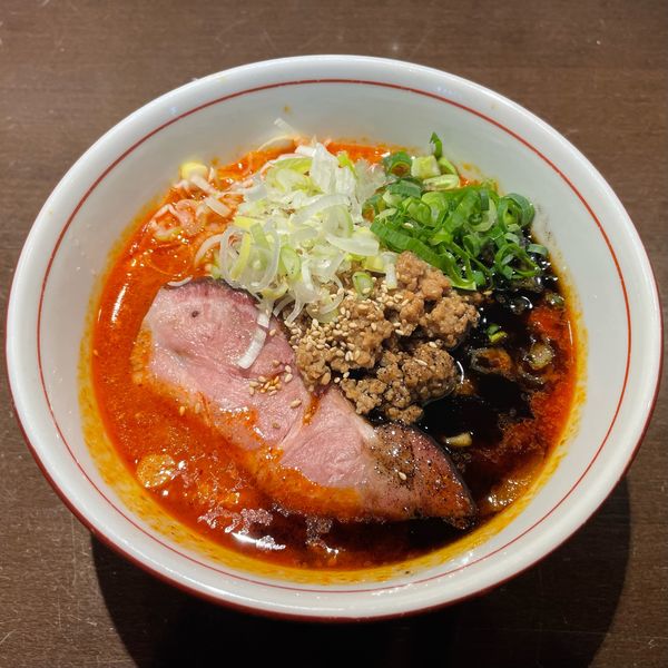 「辛味噌らあ麺+釜焼き2枚+替え玉  ￥950+￥300+120」@麺や 虎徹の写真