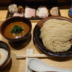 つけめん（大）全部のせ ＋ 濃厚卵かけごはん