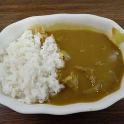 ポークカレー（小）　６００円