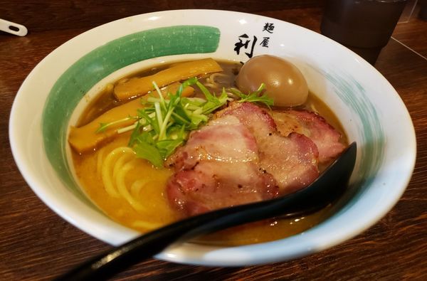 「にぼみそ　特製トッピング」@自家製麺 麺屋 利八の写真