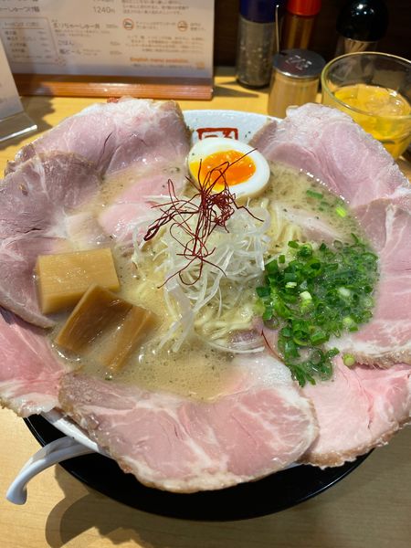 「ちゃーしゅー麺」@らーめん鶴武者の写真
