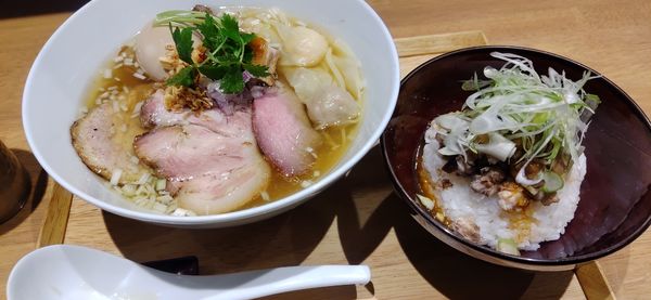 「特製らぁ麺（しお）、炙り焼豚ごはん」@らぁ麺や 嶋の写真