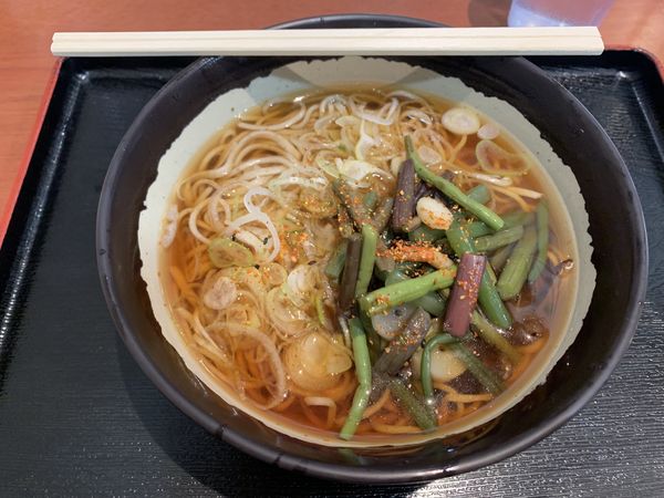 「山菜そば 700円」@JAL PLAZA 羽田空港 7番ゲートショップの写真