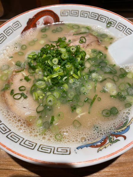 「博多ラーメン」@博多ラーメン でぶちゃん 高田馬場本店の写真