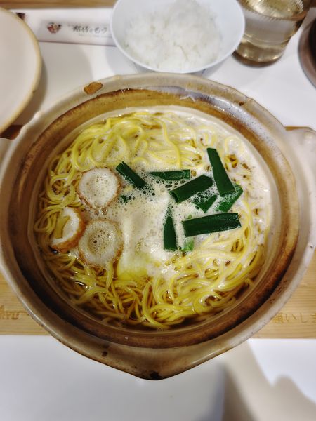 「鍋焼きラーメン+小ごはん」@谷口食堂 新横浜ラーメン博物館店の写真