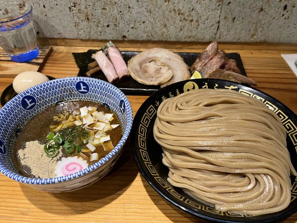 「つけめん（大）＋桃源全種＋味玉」@中華蕎麦うゑずの写真