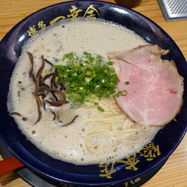 「ラーメン 780円（バリカタ）」@博多一幸舎 総本店の写真