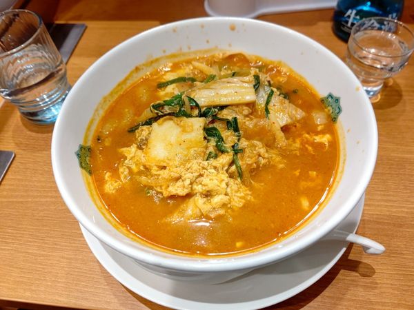 「チゲ味噌ラーメン(並盛・140g)670円」@日高屋 イーサイト高崎店の写真