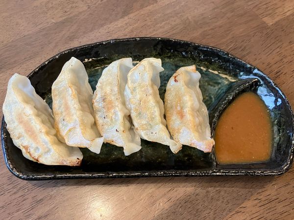 「餃子374円他」@麺場 田所商店 白井店の写真