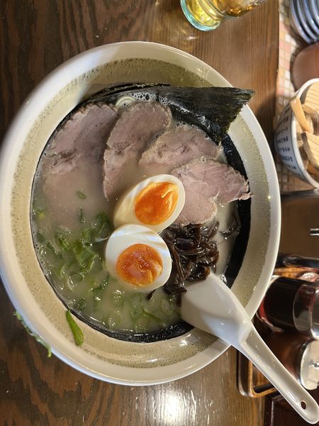 「大判ラーメン」@博多ラーメン しばらく 日本橋店の写真