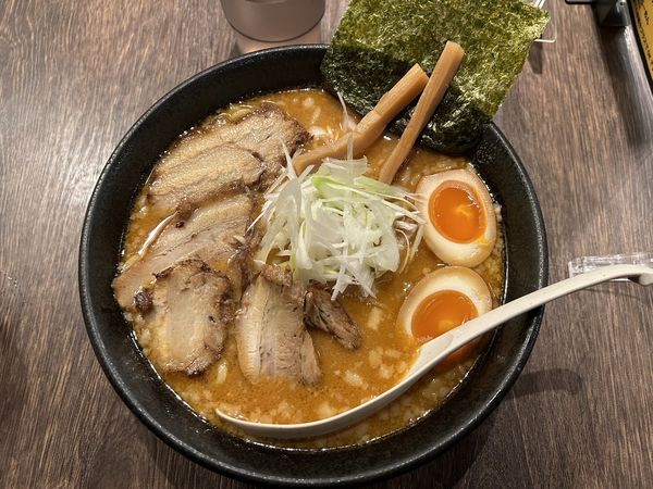 「特製みそらーめん中盛」@ななほしの写真