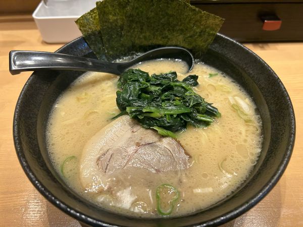 「豚骨ラーメン 780円」@豚骨ラーメン 呉の写真