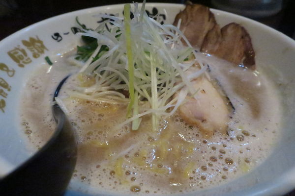 「超濃厚鶏こつ麺 950円」@三代目 やぶ家の写真