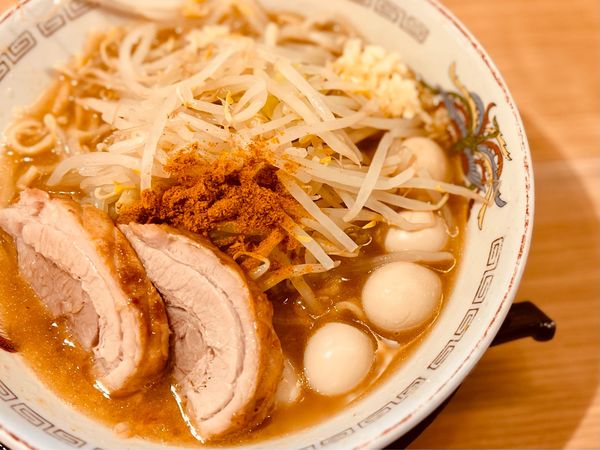 「小ラーメン 850円」@ラーメン豚山 東京ラーメン横丁店の写真