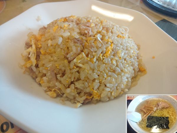 「半チャーハン４００円」@大熊食堂の写真