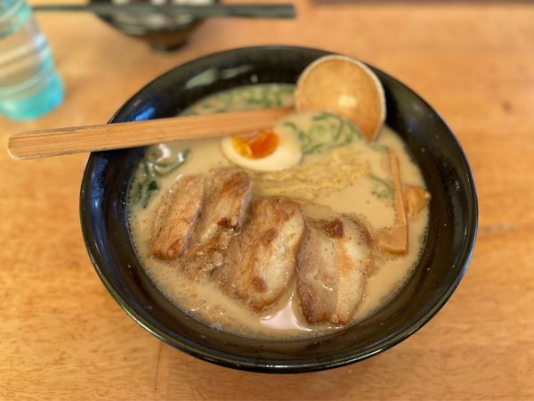 「白湯らーめん」@本郷亭 焼山店の写真