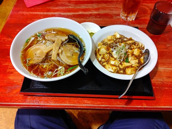 「チャーシューメンとマーボー豆腐丼のセット980円」@中国本場的料理 華龍飯店 高崎モントレー店の写真