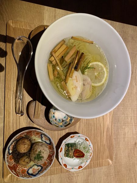 「天草大王とツクリ茸の塩ラーメン」@麺屋割ぽう ツクリ茸の写真