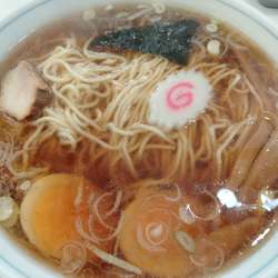 醤油ラーメン小盛り＋卵