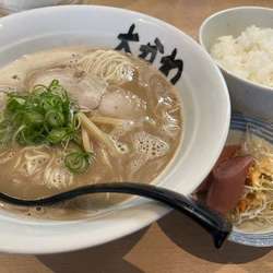 ラーメン定食：850円