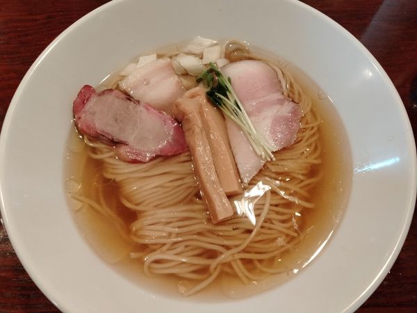 「白醤油ラーメン」@ラーメン ニュー松戸の写真