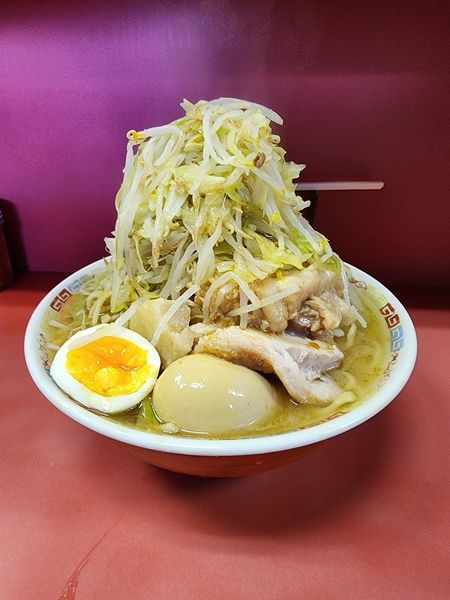 「大豚ラーメン 味付けたまご あぶら からめ」@ラーメン二郎 ひばりヶ丘駅前店の写真