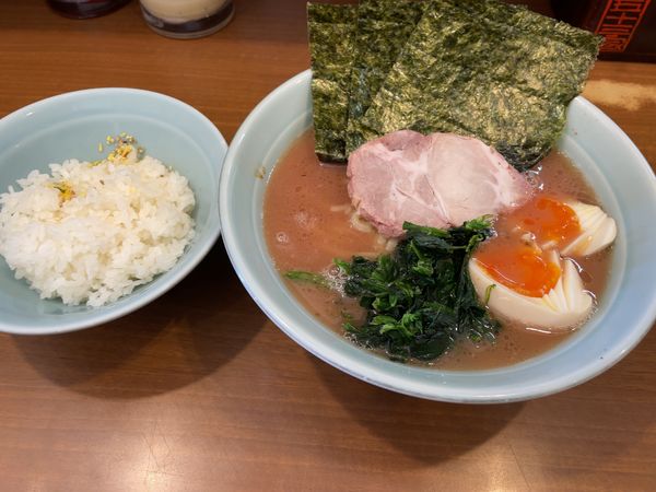 「らーめん」@横浜家系らーめん 五十三家の写真