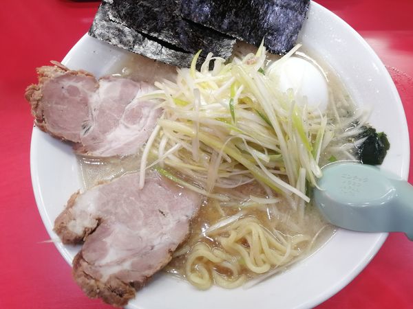 「かいざんラーメン¥950＋ブランドタマゴ¥60」@かいざん 西船橋店の写真