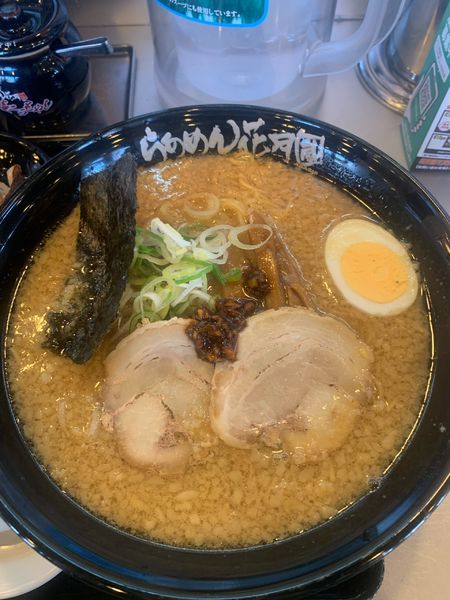 「嵐げんこつラーメン醤油」@らあめん花月嵐 大宮三橋店の写真