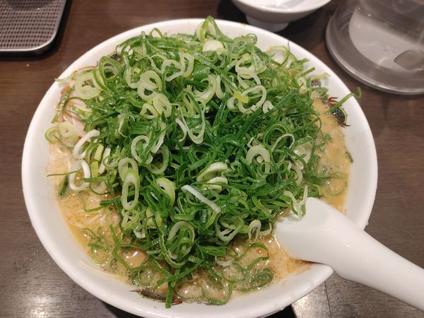 「こってりラーメン大盛りネギ盛り」@来来亭 竜王店の写真