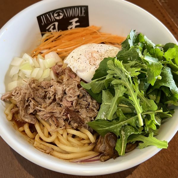 「風天レガシー＋ポーチドエッグ」@特製飯屋 Highwayの写真