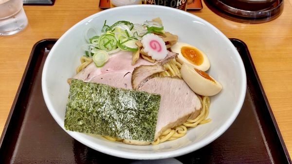 「サッポロ生ビール黒ラベル ＋ 皿ワンタン → 特製油そば」@青梅街道 大勝軒 杉並の写真